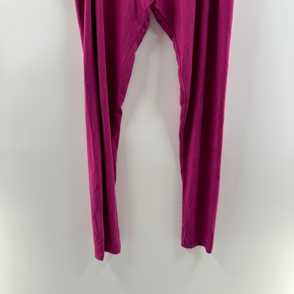 LuLaRoe Tall & Curvy Leggings – Buttery Soft Stretchy Print Leggings - Picture 4 of 5